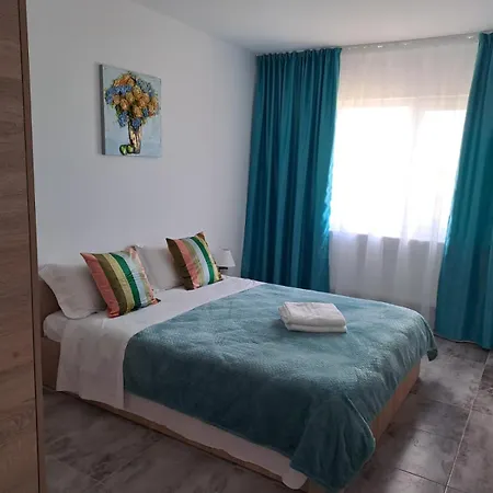 Holiday home Edi